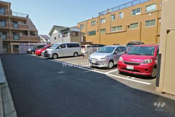 敷地内駐車場(屋外平面式)
