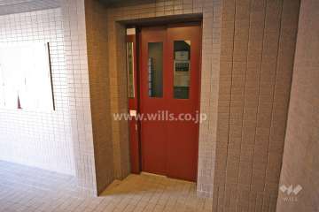 共用エレベーター