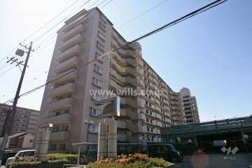 宝マンション神宮南の外観（北側から）