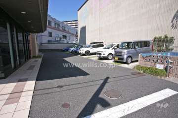 敷地内駐車場(屋外平面式)