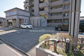 敷地内駐車場（屋外平面式）
