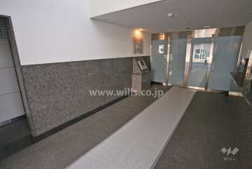 エントランスホール