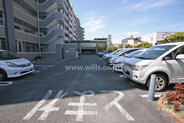 敷地内駐車場（屋外平面式）