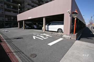 敷地内駐車場（自走式）