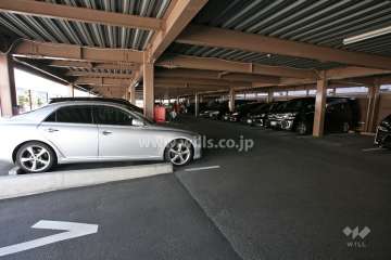 敷地内駐車場（自走式）