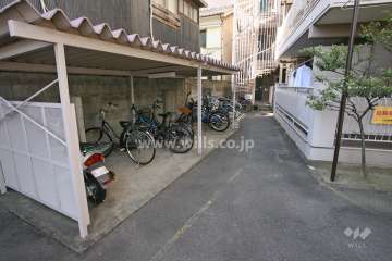 駐輪場、バイク置き場