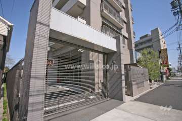 駐車場出入り口(リングシャッター付き）