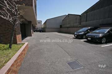 敷地内駐車場(屋外平面式)