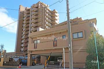 ライオンズガーデン一番町の外観（北西側から）