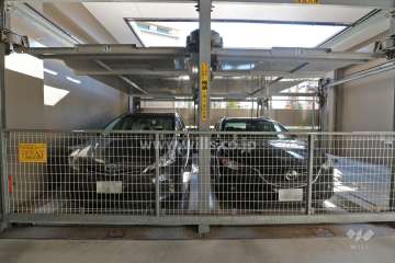 敷地内駐車場（屋内機械式）