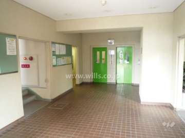 エントランスホール