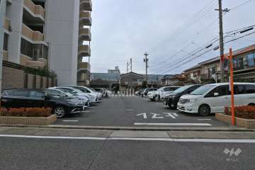 敷地内駐車場(屋外平面式)