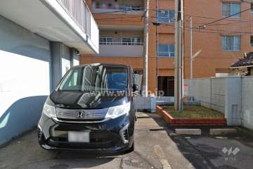 敷地内駐車場（屋外平面式）