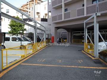 敷地内駐車場（機械式）