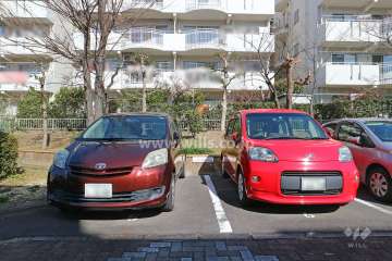 敷地内駐車場（屋外平面式）