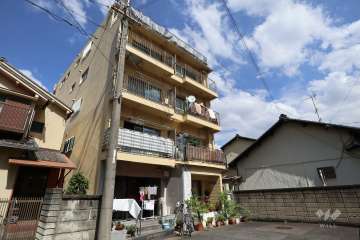 山木マンションの外観（南西側から）