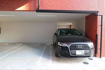 敷地内駐車場（屋内平面式）