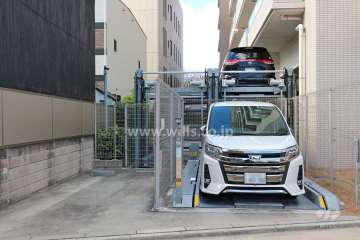 敷地内駐車場（屋外機械式と屋外平面式）