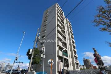 サンロータリー白鳥の外観（南西側から）