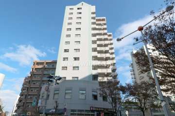 ヴェルクレート日比野A棟の外観(南西側から)