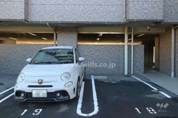 敷地内駐車場（屋外平面式）