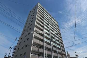ファミリアーレ神宮南レジデンスの外観（西側から）