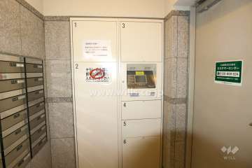 宅配ボックスと共用ポスト