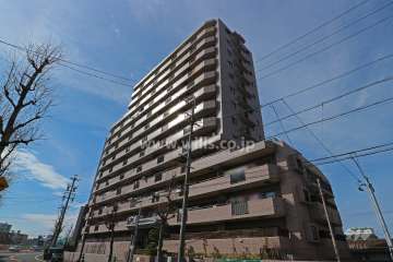 宝マンション伝馬町の外観（北東側から）