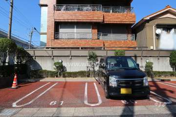 敷地内駐車場（屋外平面式）