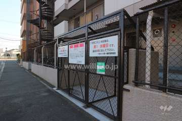 ゴミ置き場