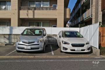 敷地内駐車場（屋外平面式）