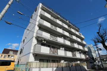 シティコーポ白鳥の外観（南西側から）