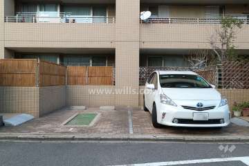 敷地内駐車場（屋外平面式）