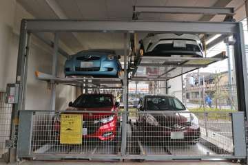 敷地内駐車場（屋内機械式）
