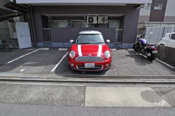 敷地内駐車場（屋外平面式）