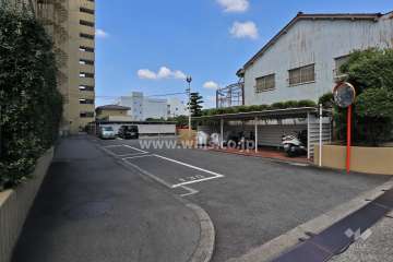 駐車場入り口