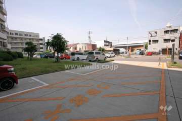 敷地内駐車場（屋外平面式）