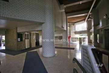 エントランスホール