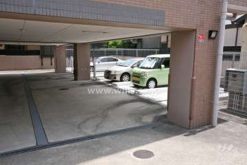 敷地内駐車場（屋内平面式、屋外機械式）