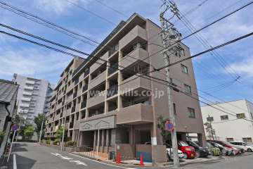 ロイヤルマンション志賀公園の外観（南東側から）