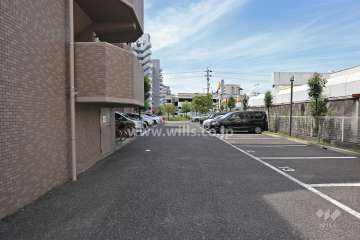 敷地内駐車場(屋外平面式)