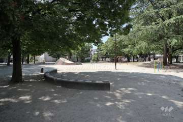 敷地に隣接する「東志賀公園」