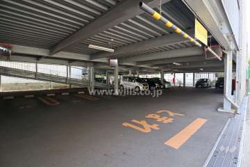 敷地内駐車場（屋内平面式）