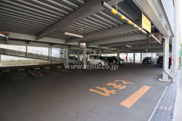 敷地内駐車場（屋内平面式）