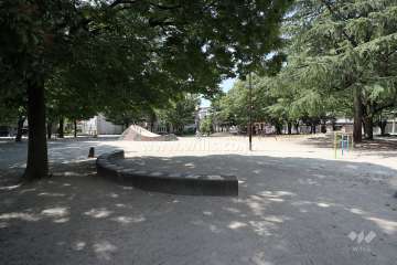 敷地内の公園