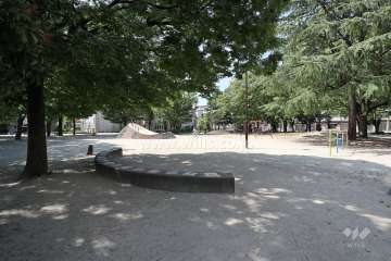 敷地内の公園