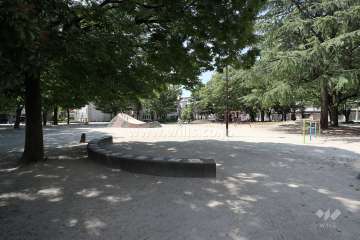 敷地内の公園