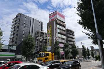 サンパーク城北の外観（南西側から）