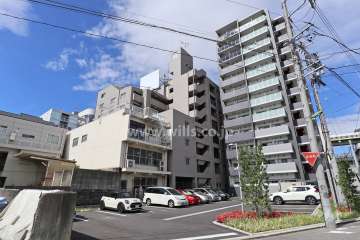 サンパーク城北の外観（北東側から）