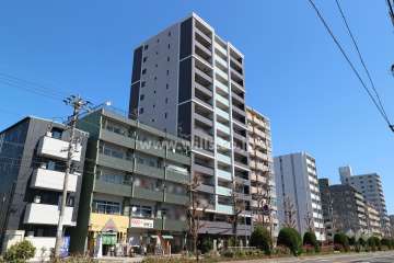 パークナード平安通の外観（南西側から）